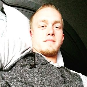 Meet your Posher, Zachary